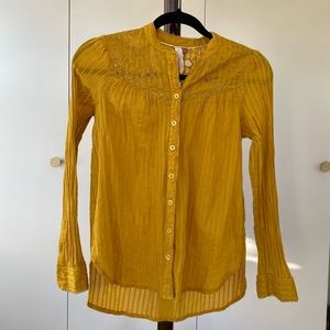 Pilcro yellow button down shirt from Anthropologie Size 00